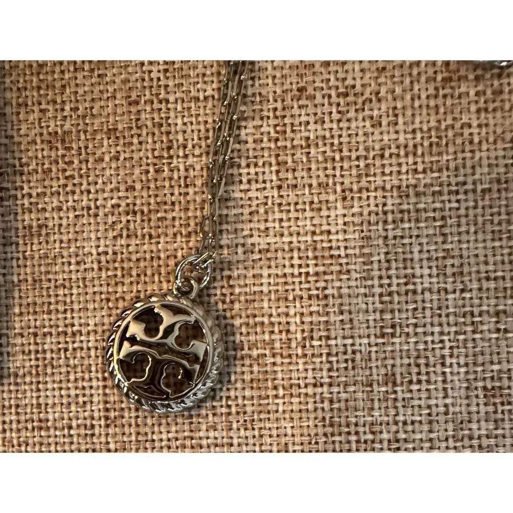Tory Burch Miller Small Rope Logo Pendant Necklace Silver Tone Chain 18 inch.